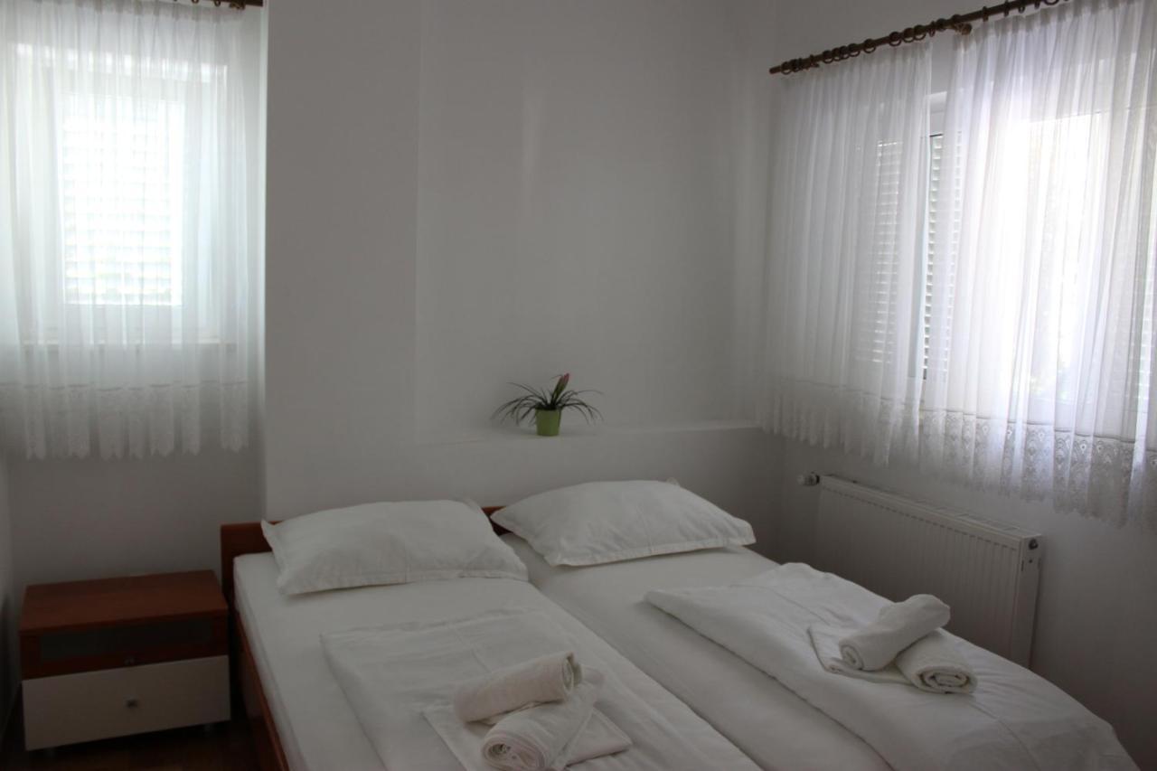 Pile Apartments 4 โอมิช ภายนอก รูปภาพ